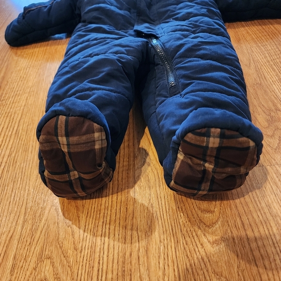 London Fog Navy Blue Snowsuit Size 6-9 mo. Like New - Picture 5 of 11